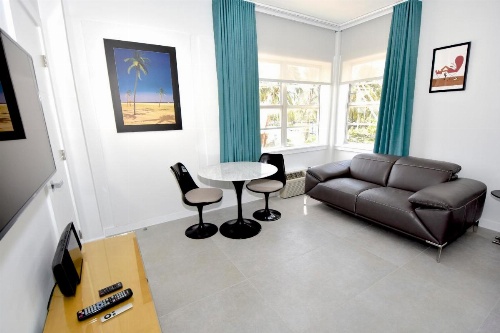 NoBeVIP at the OLSEN on the BEACH! image 13