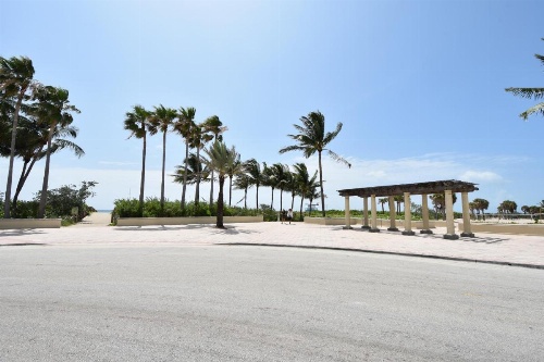 NoBeVIP at the OLSEN on the BEACH! image 47